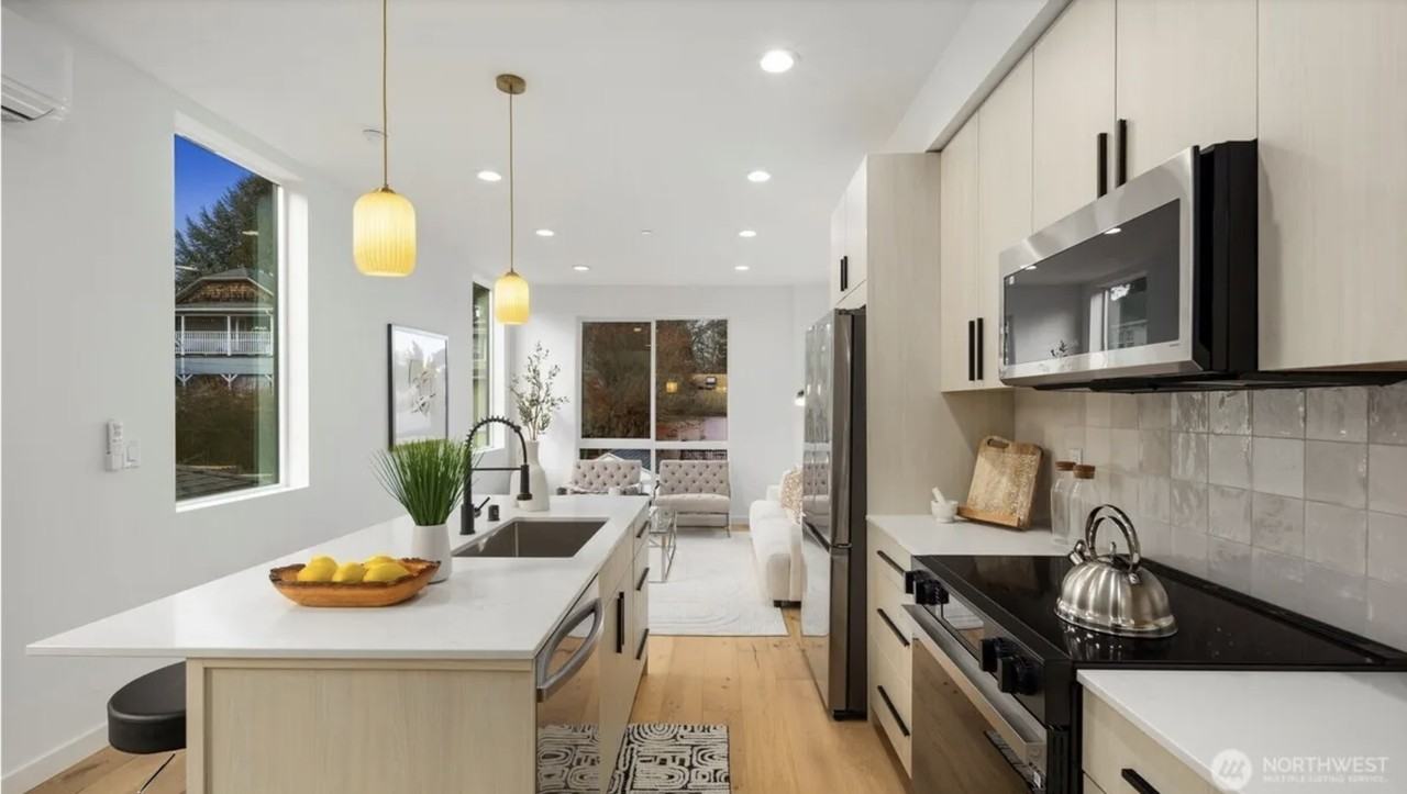 528 N 72nd St #ABC - Photo 6 of 16