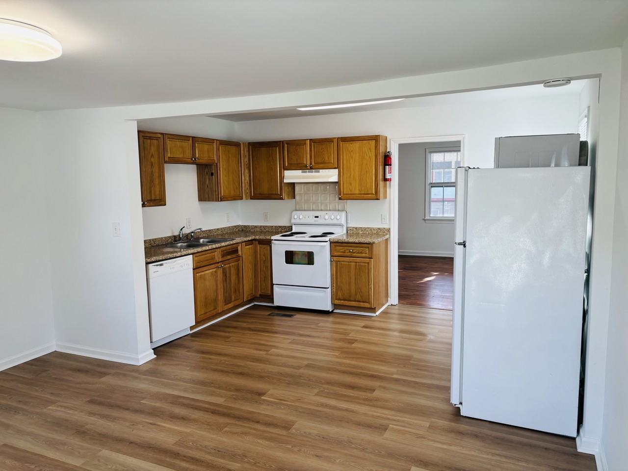 1312 E 60th St #NA - Photo 7 of 25