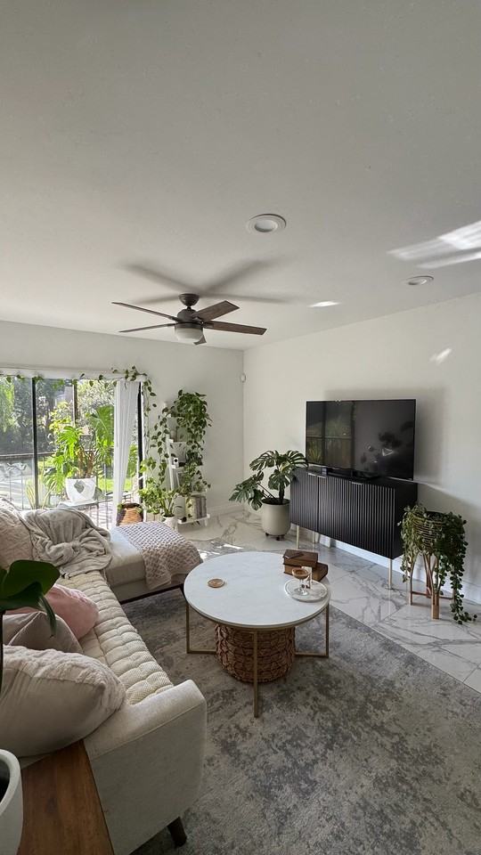 8851 N New River Canal Rd #23 - Photo 5 of 33