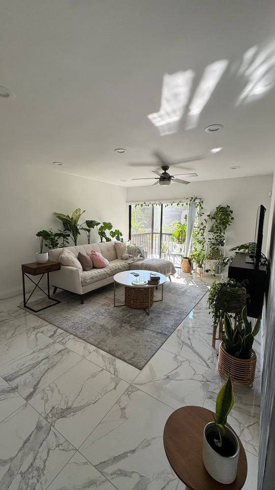 8851 N New River Canal Rd #23 - Photo 6 of 33