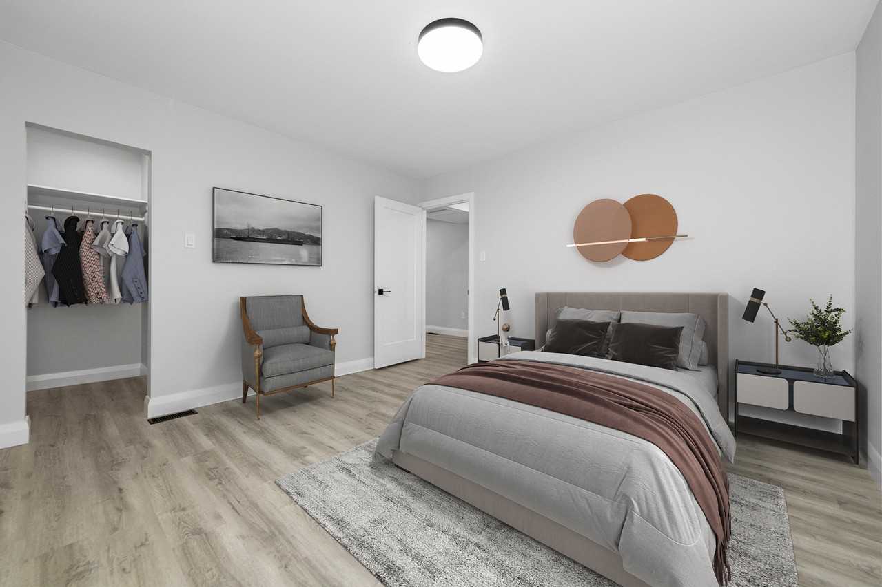 869 Caron Street - Photo 2 of 13