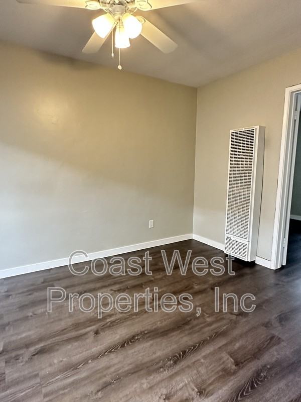 4431 College Ave - Photo 5 of 11