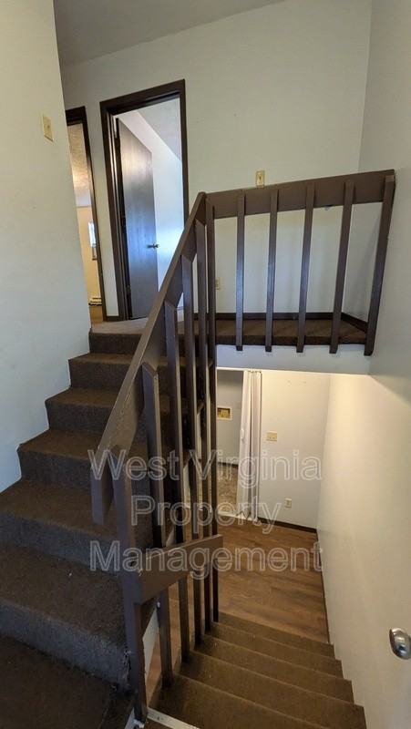 11 Lair Of Ii - Photo 5 of 8