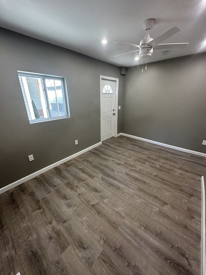 531 Revere St #4 - Photo 5 of 10