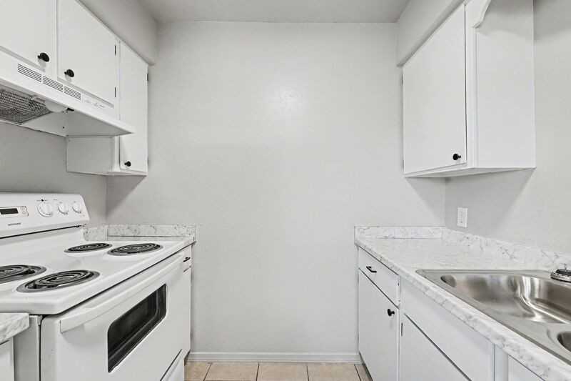 1243 W Sunset Dr #1243 - Photo 6 of 19