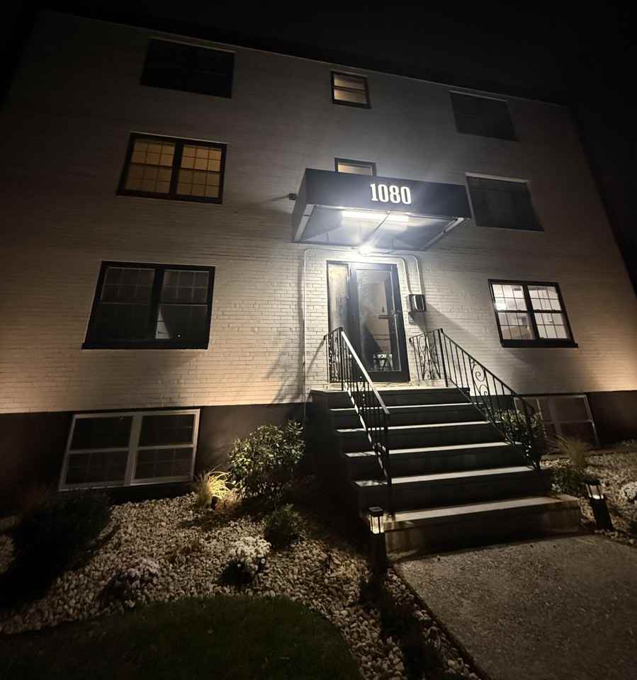 1080 Massachusetts Ave #3 - Photo 5 of 5