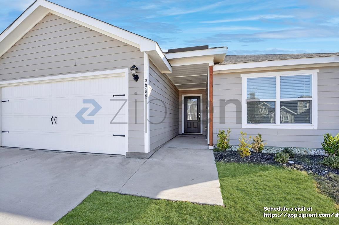 9948 Fighting Falcon Way - Photo 4 of 20