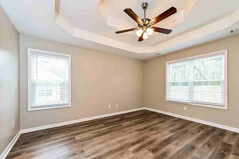 125 Gingerbread Pl - Photo 7 of 16