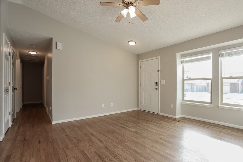 8993 W Ontario Ave - Photo 5 of 17