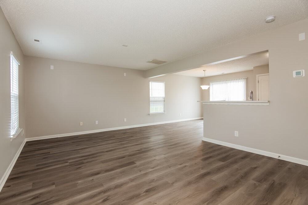 9809 Holly Park Dr - Photo 6 of 17