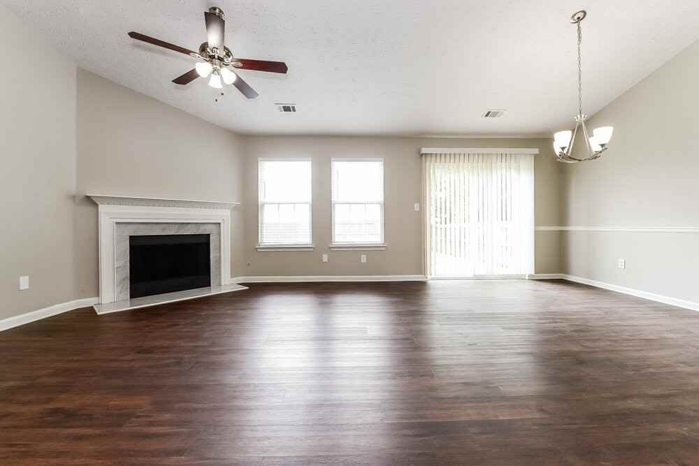 1180 Eatonton Way - Photo 4 of 16