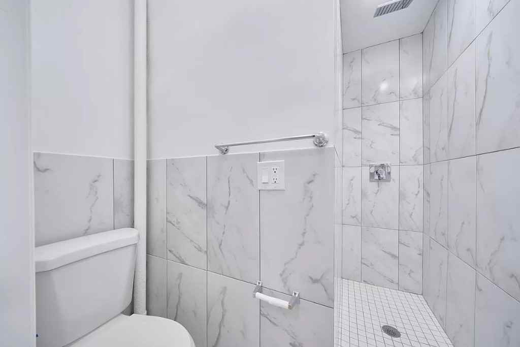 Norfolk St #3 - Photo 7 of 8