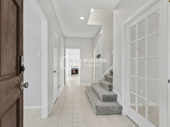 13111 Georgetown Dr - Photo 3 of 31