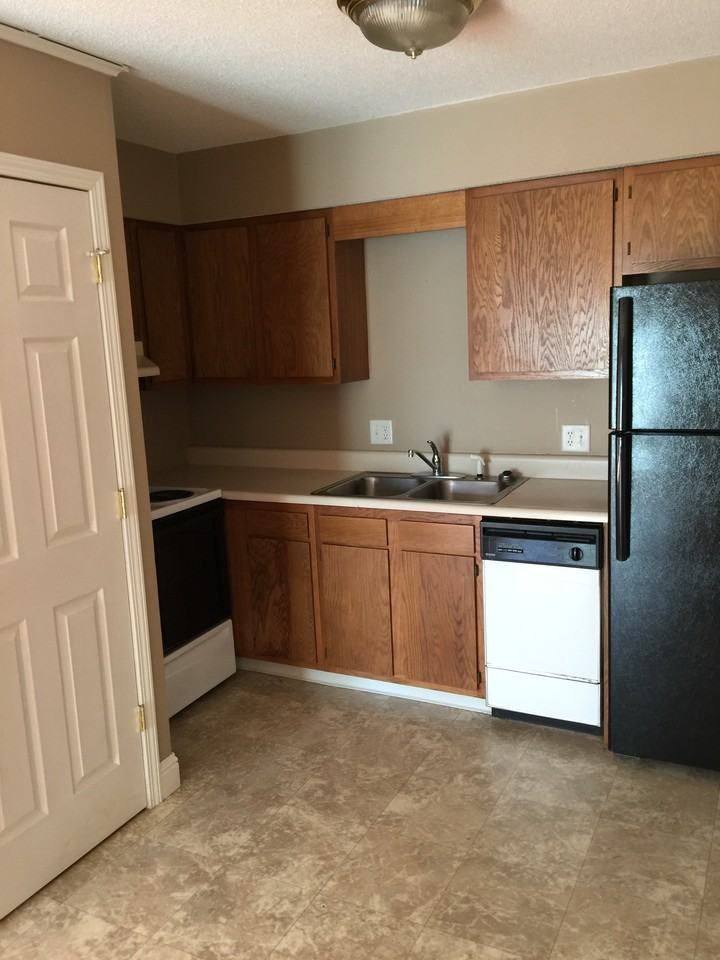 125 WINTERGREEN - Photo 3 of 10