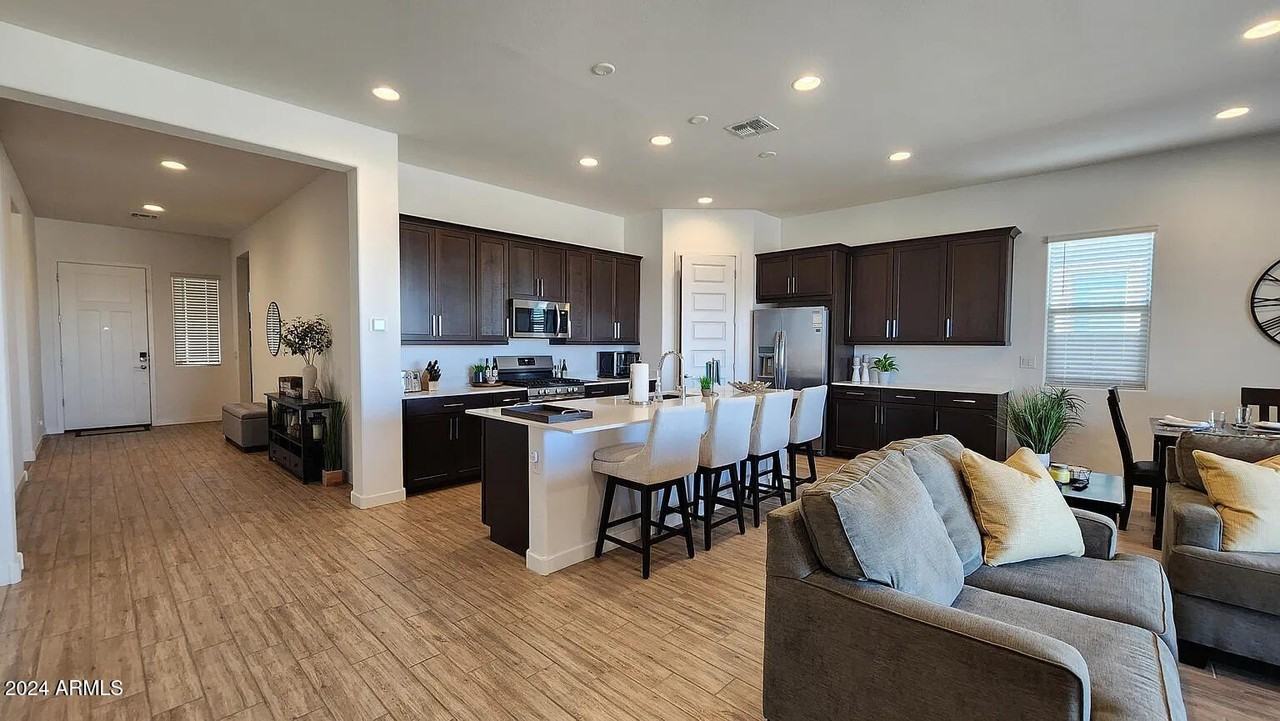 2874 E Magdalena Dr - Photo 3 of 24