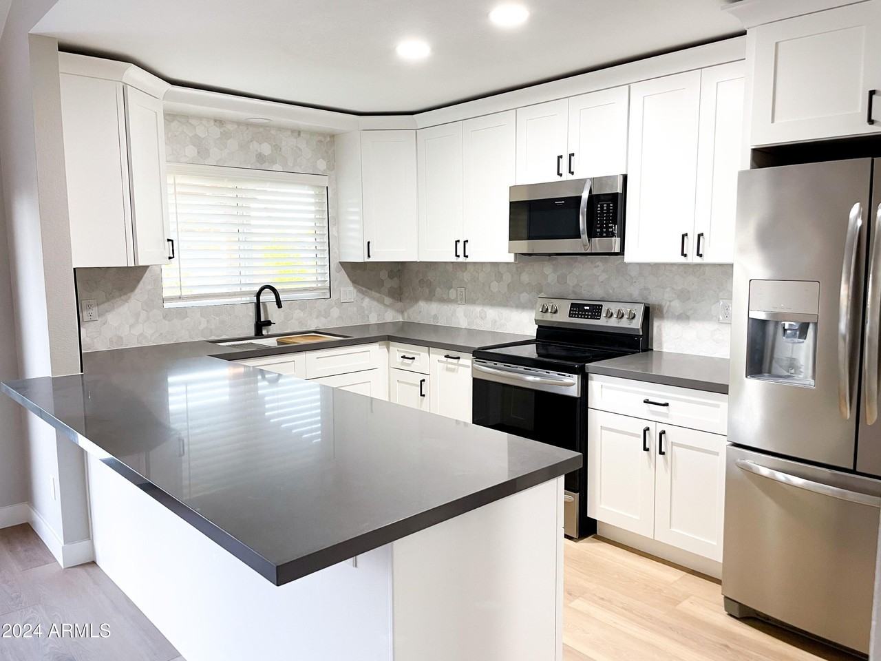 1460 E Todd Dr - Photo 4 of 21