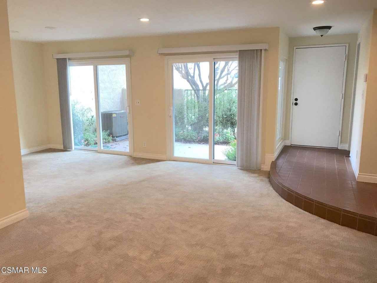 3719 Summershore Ln - Photo 4 of 20