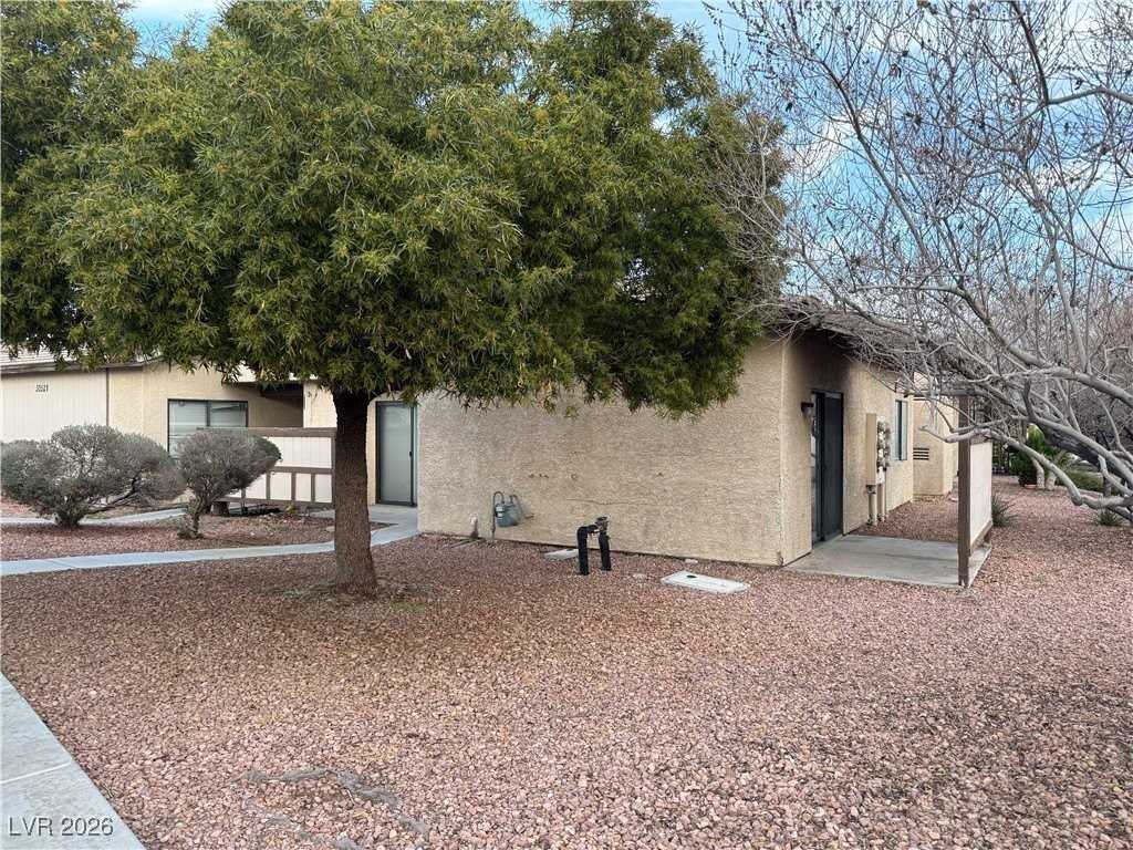 3052 Saint George St #C - Photo 2 of 18