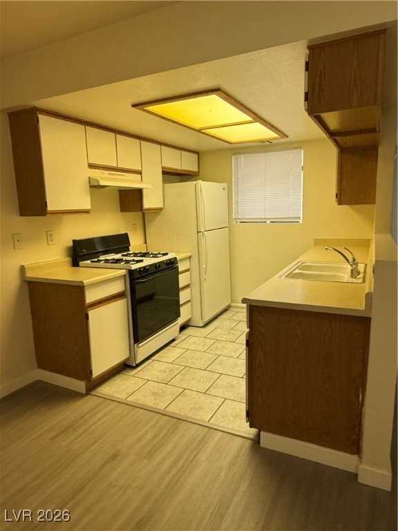 3052 Saint George St #C - Photo 3 of 18