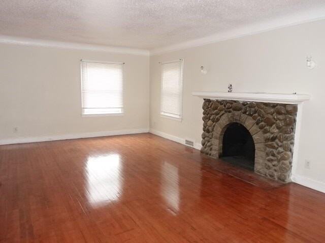 8205 E Outer Dr - Photo 3 of 22