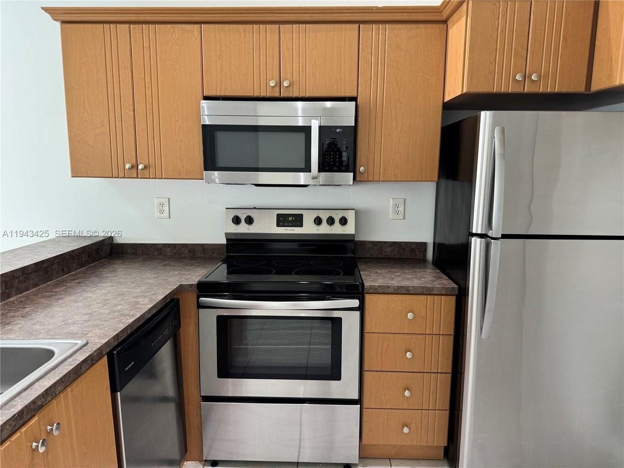 9446 Sw 140th Ct #9446 - Photo 2 of 28