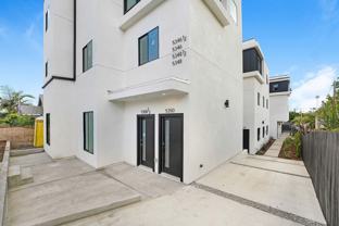 5346-5350 Oakland Street - Photo 1 of 1