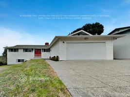 featured image of 2401 N Narrows Dr