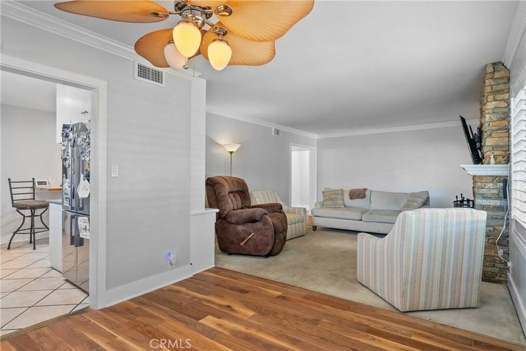 12402 Cumpston St - Photo 5 of 37