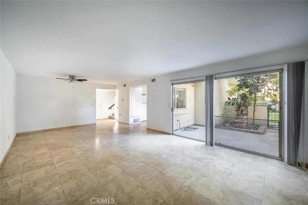 18504 Mayall St - Photo 2 of 15