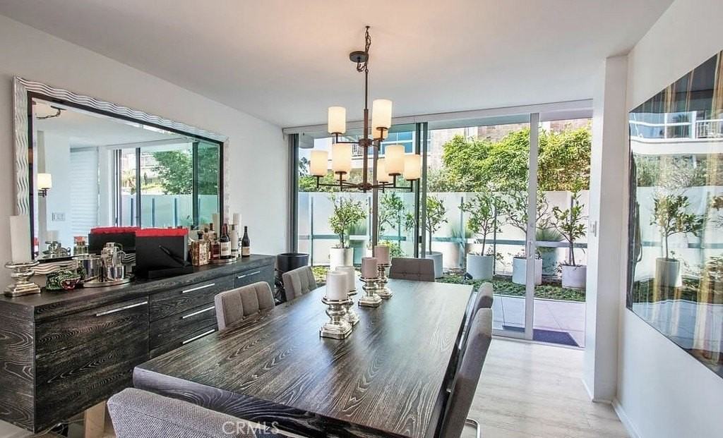 535 Ocean Ave - Photo 6 of 39