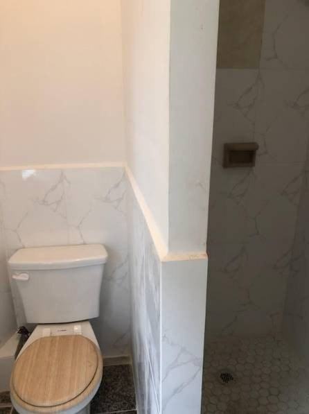 4375 163rd St - Photo 7 of 11