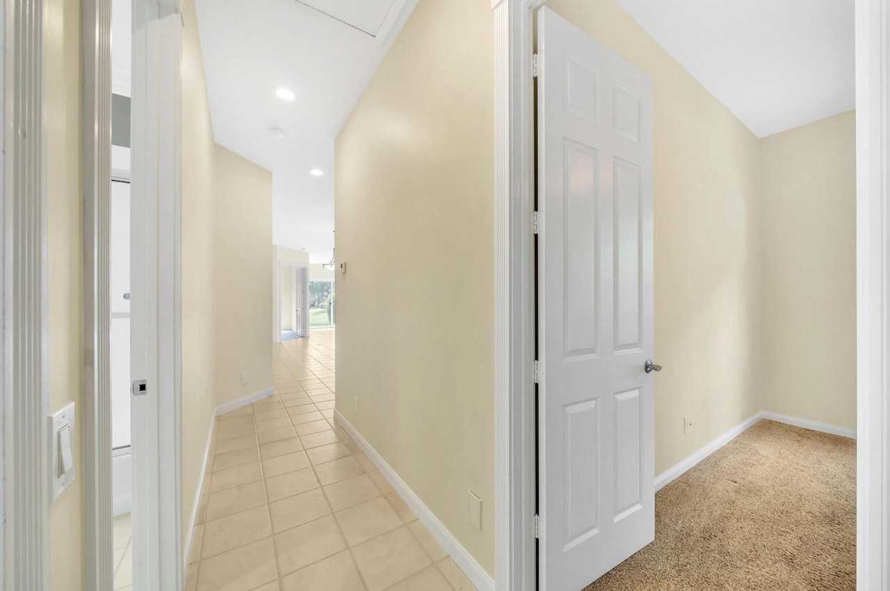 4655 Hammock Cir - Photo 6 of 16