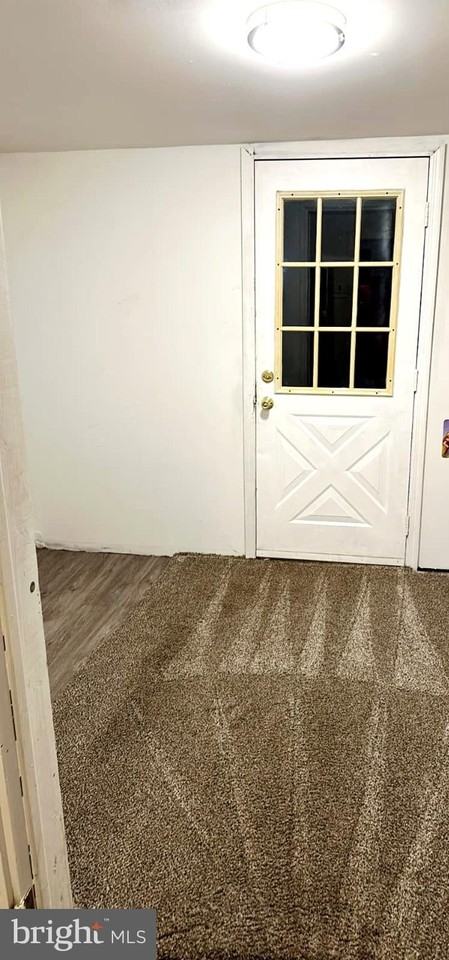 24 W Hancock St - Photo 7 of 9