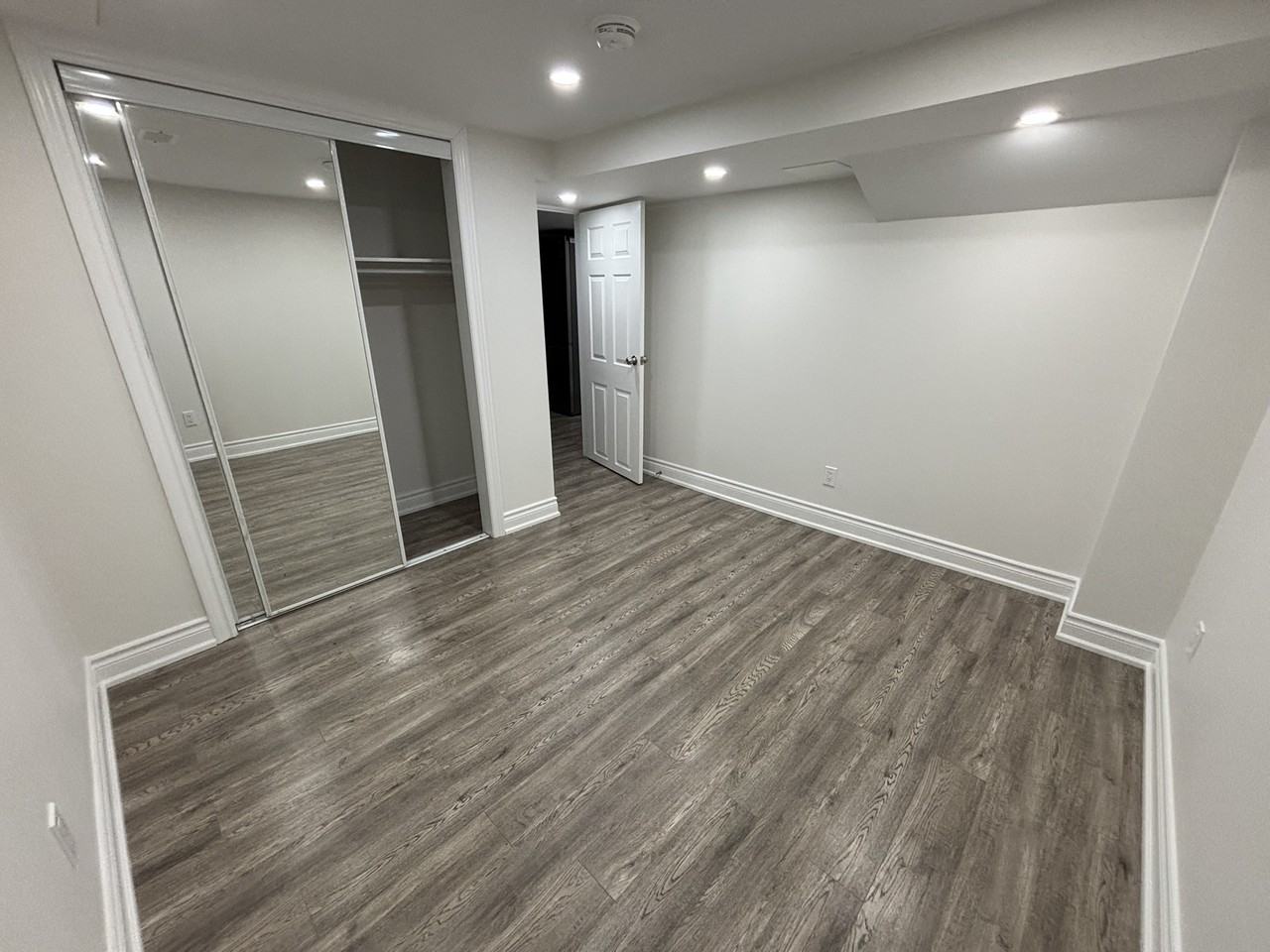 Keele St & Major MacKenzie Dr. - Photo 5 of 8