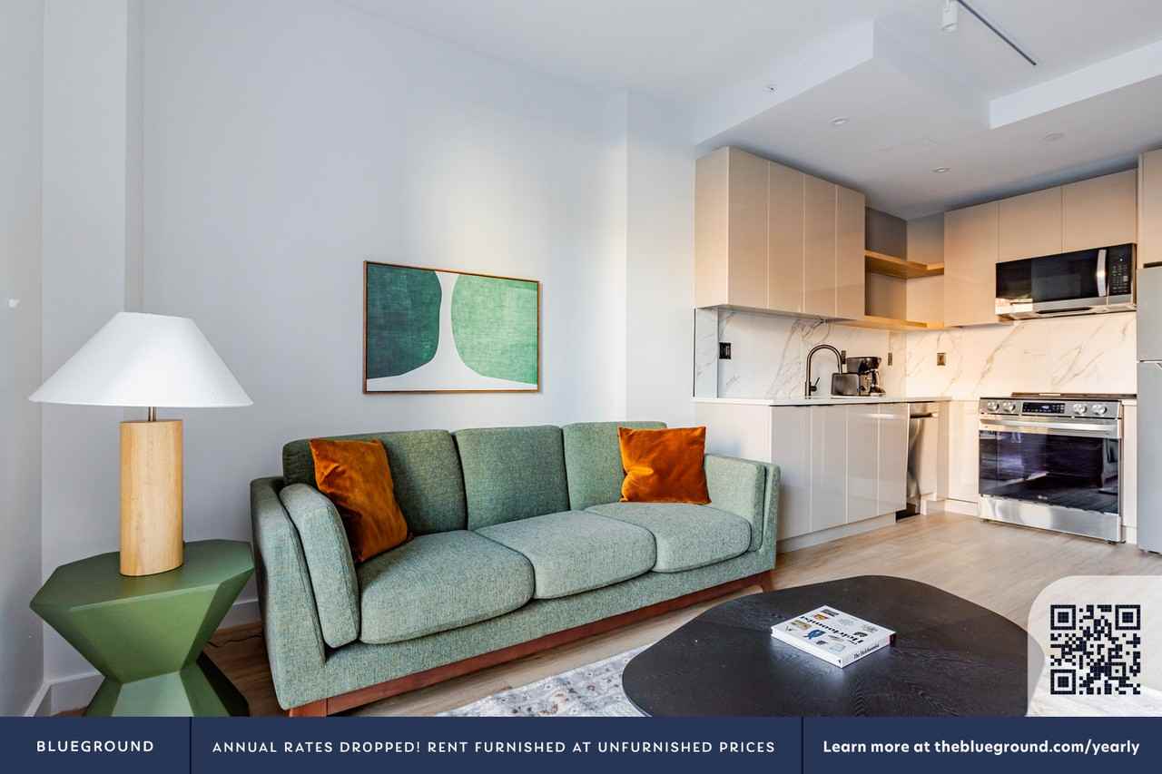 16 West St #2196 - Photo 4 of 37