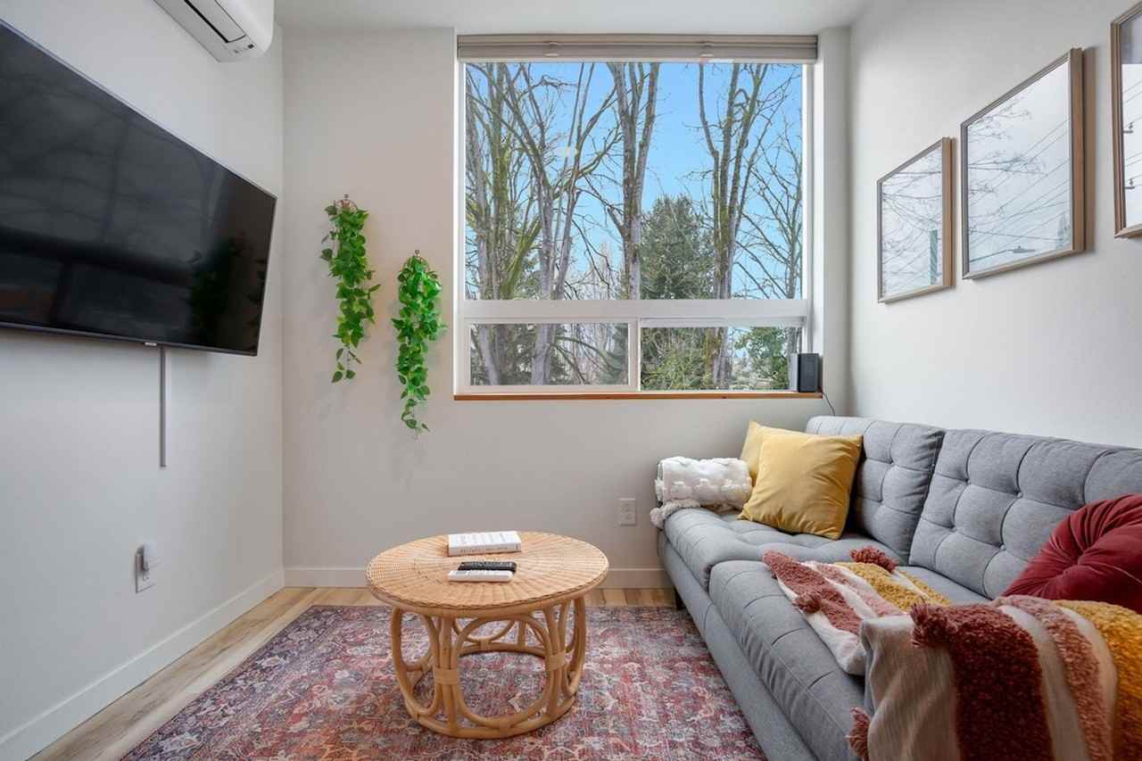 3843 20th Ave Sw #1035939P - Photo 2 of 50