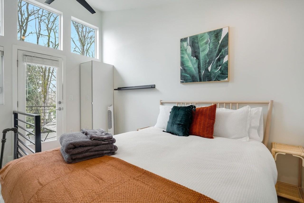 3843 20th Ave Sw #1035939P - Photo 4 of 50