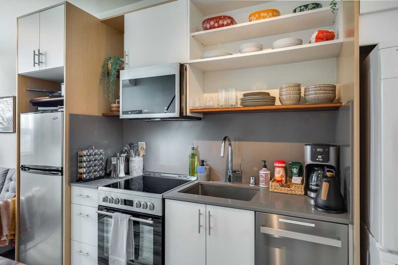 3843 21st Ave Sw #1035939P - Photo 4 of 40