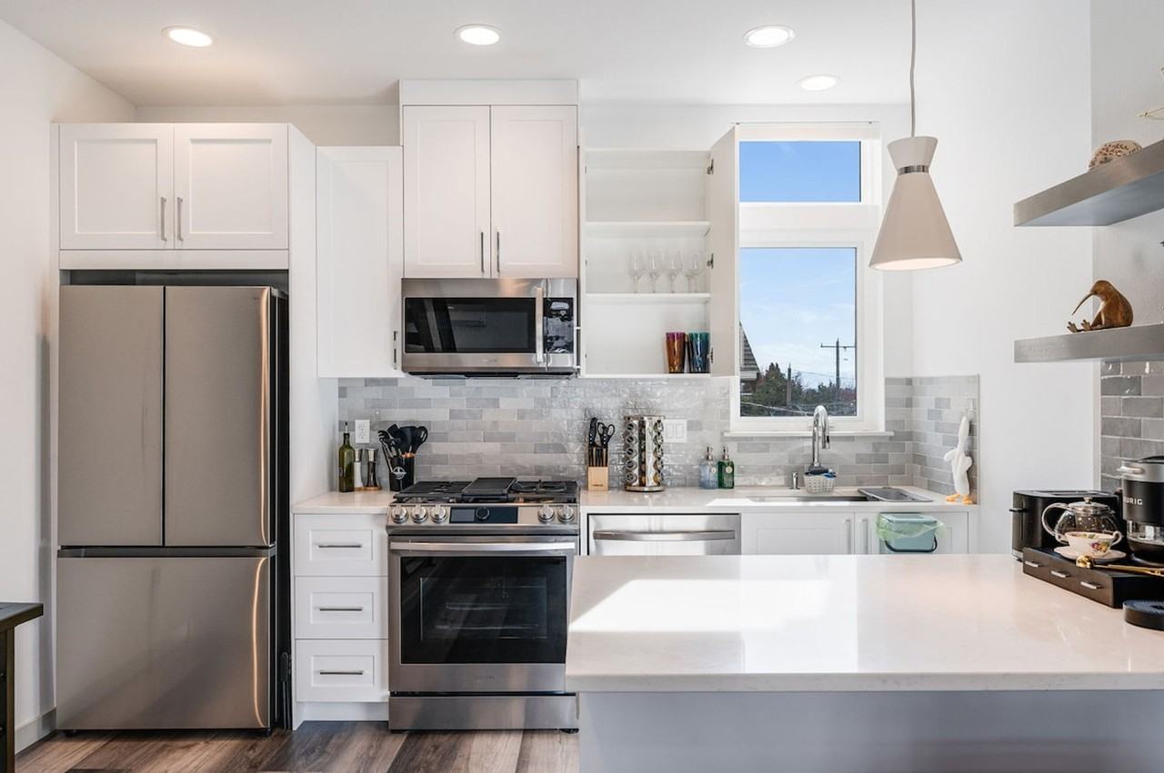 4806 Dayton Ave N #1035935P - Photo 3 of 50