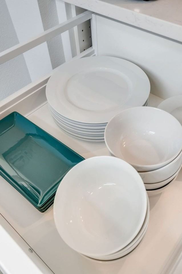 4806 Dayton Ave N #1035935P - Photo 7 of 50