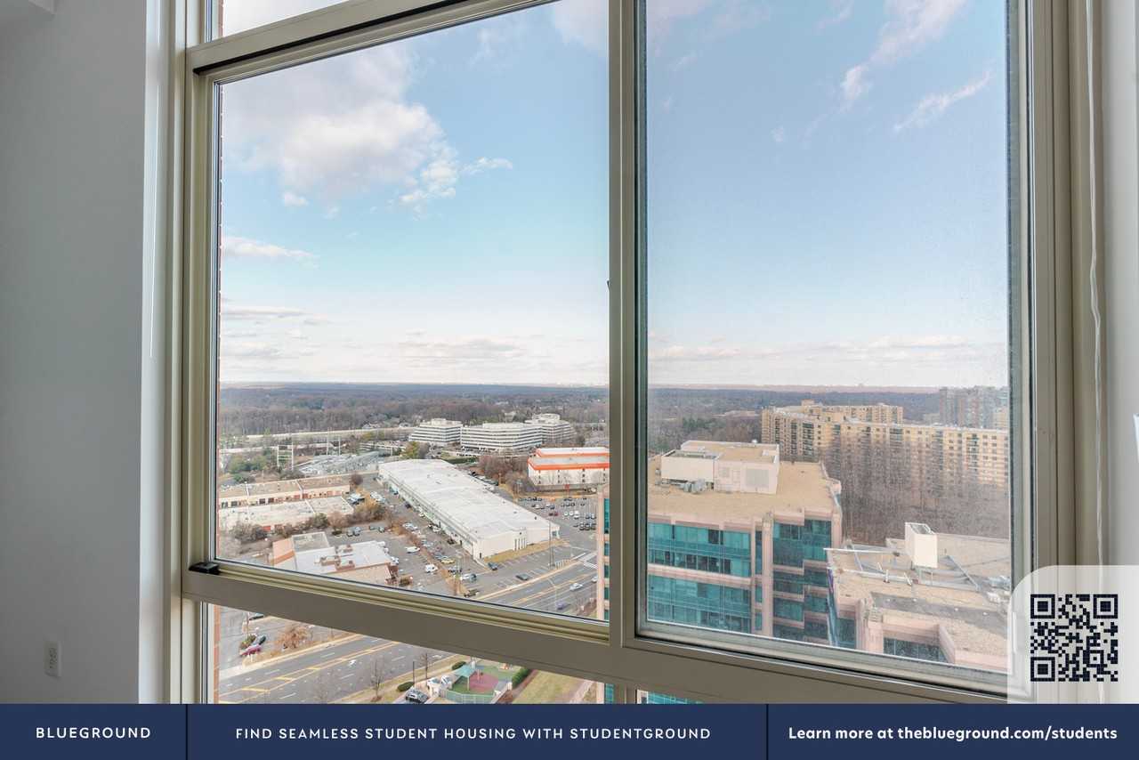 8421 Broad Street - Photo 7 of 33