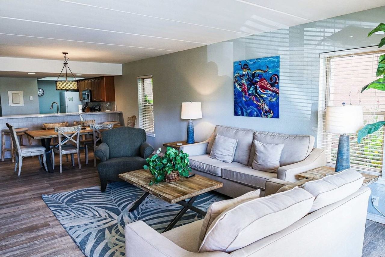 2401 Gulf Blvd #1255592P - Photo 2 of 36