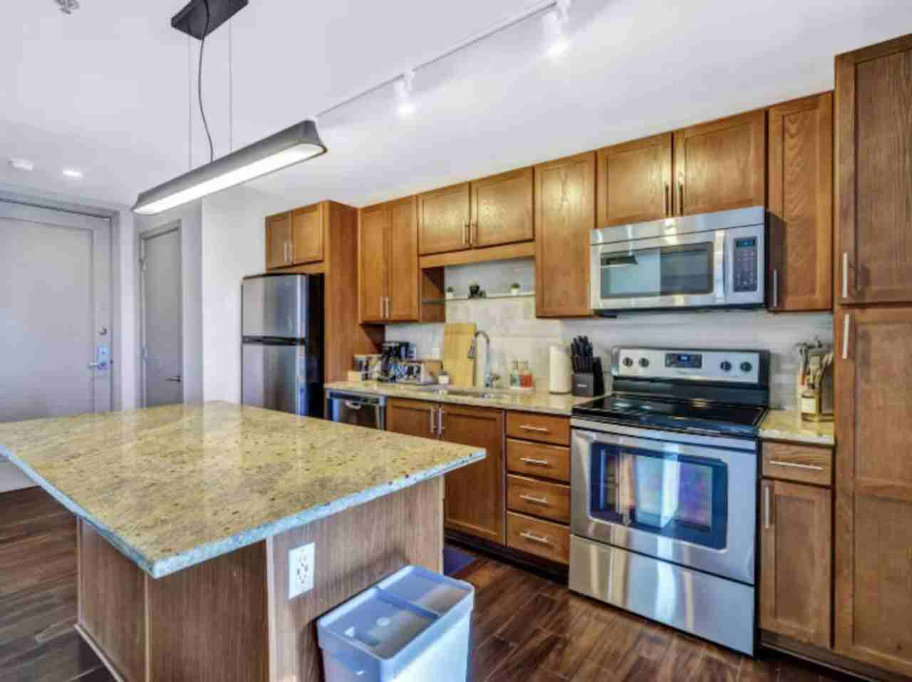 1555 Elm St #1335754P - Photo 3 of 30