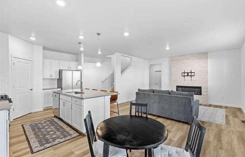 1907 Mount Monroe Dr - Photo 5 of 33