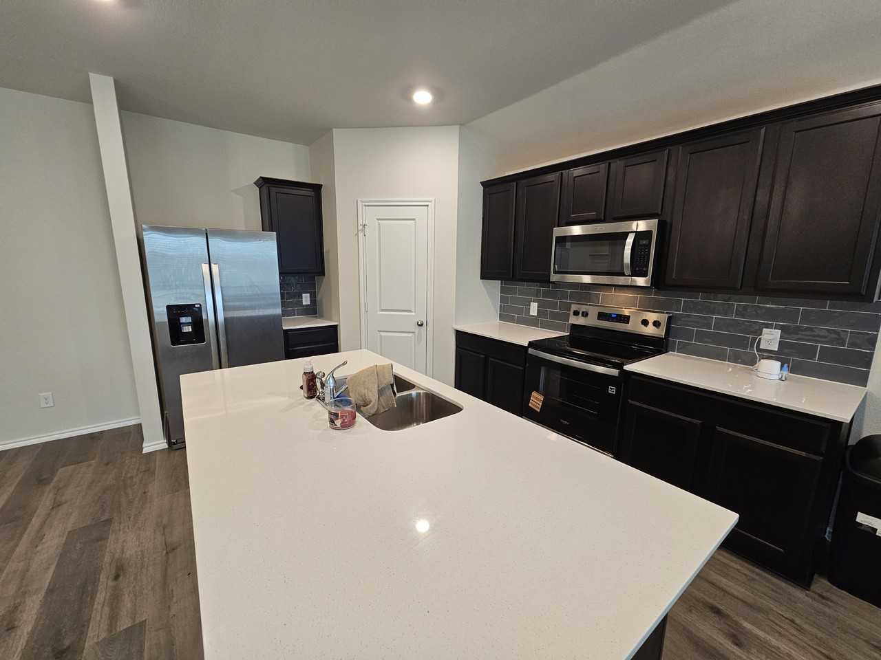 406 Gooseberry Dr - Photo 6 of 10