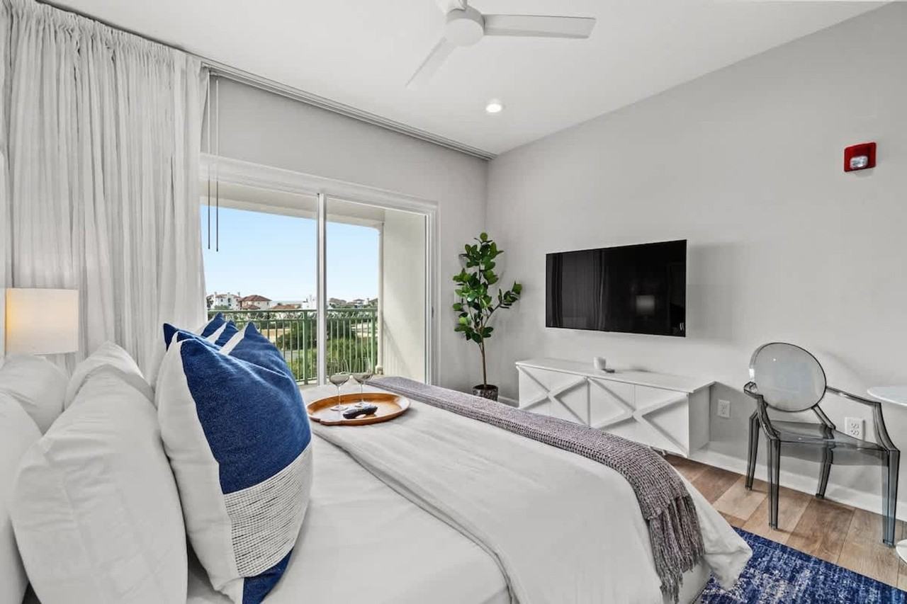 9955 E County Highway 30a #1354993P - Photo 5 of 29