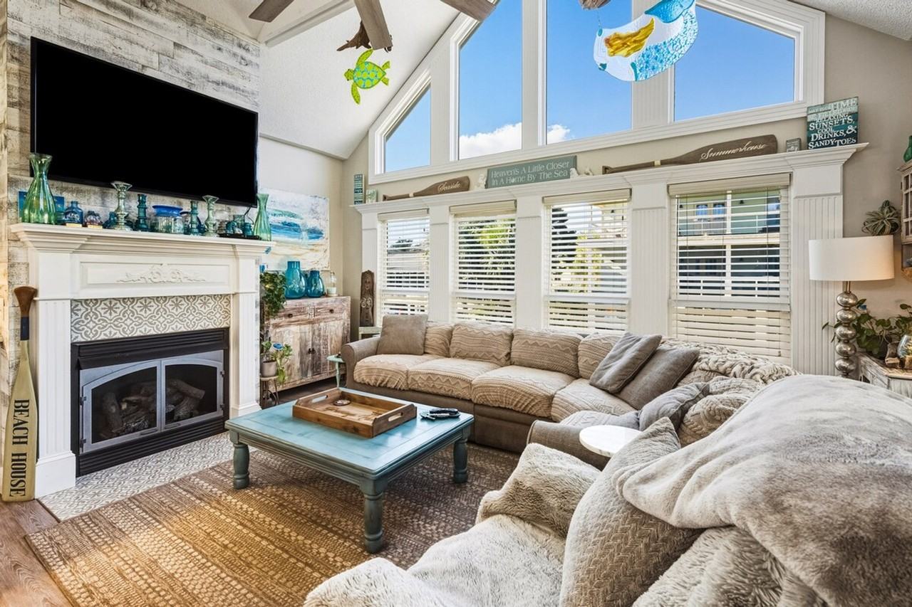 601 Hazard St #1356498P - Photo 2 of 37