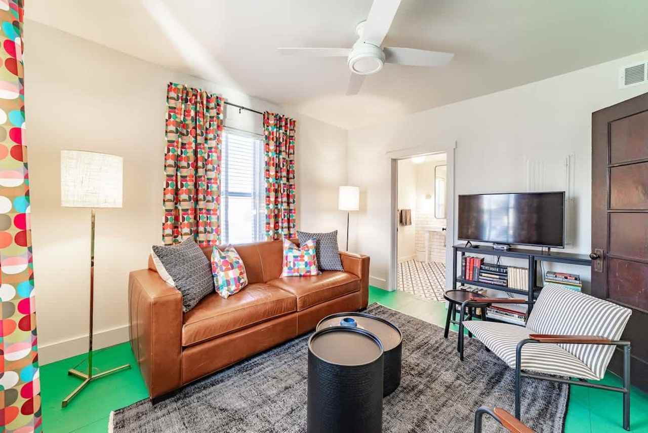 108 Featherbone Ave #1360080P - Photo 4 of 31