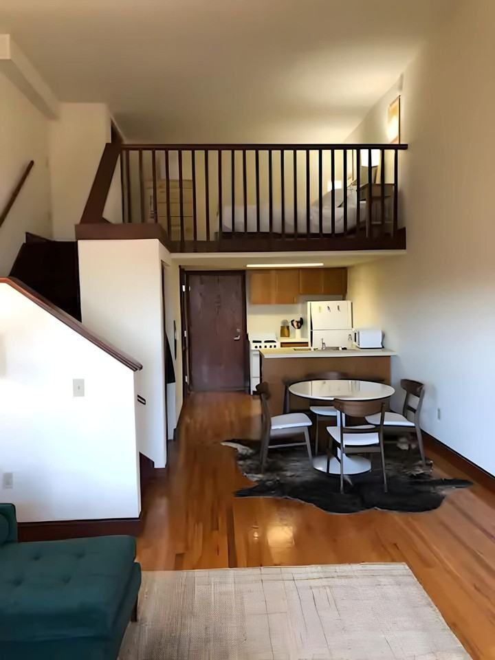 402 W Dayton St #1404531P - Photo 7 of 18