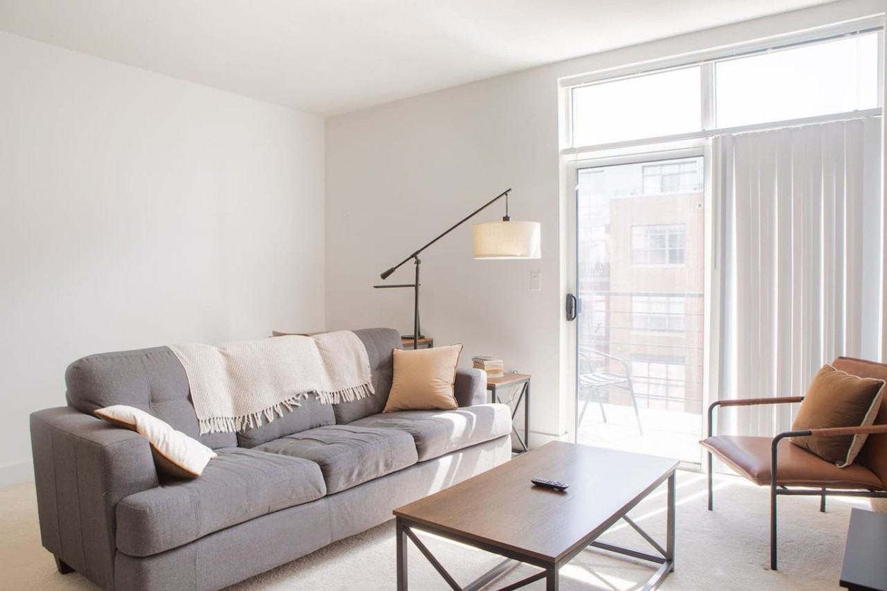 132 N Jefferson St #1379058P - Photo 4 of 27